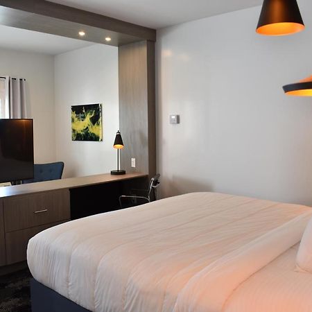 Hotel Bella Jersey Village Bagian luar foto