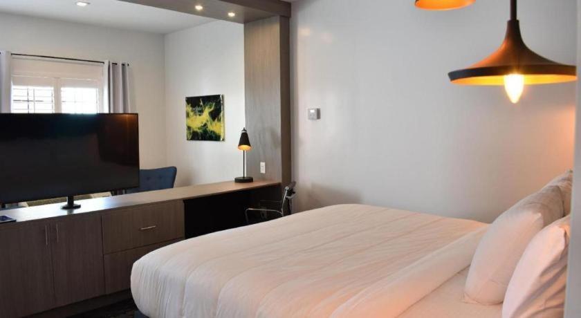 Hotel Bella Jersey Village Bagian luar foto