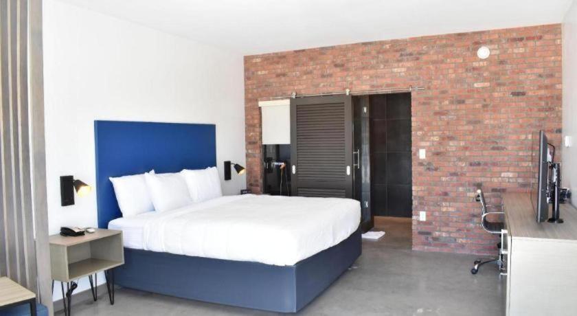 Hotel Bella Jersey Village Bagian luar foto