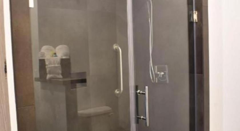 Hotel Bella Jersey Village Bagian luar foto
